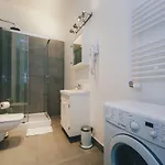 Shortstaypoland Noakowskiego Apartment