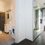 Shortstaypoland Noakowskiego Apartment