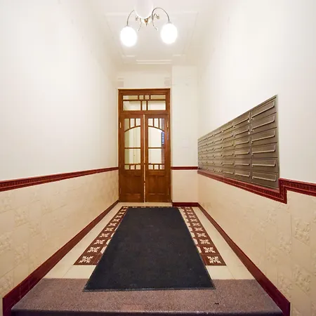 Shortstaypoland Noakowskiego Apartment Warsaw