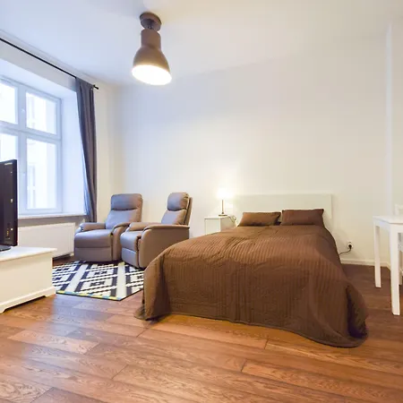 Shortstaypoland Noakowskiego *