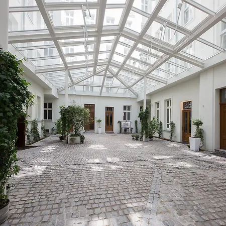 Shortstaypoland Noakowskiego Varsavia